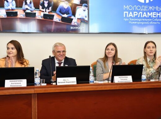 Встреча с молодыми парламентариями прошла в рамках развития донорства костного мозга